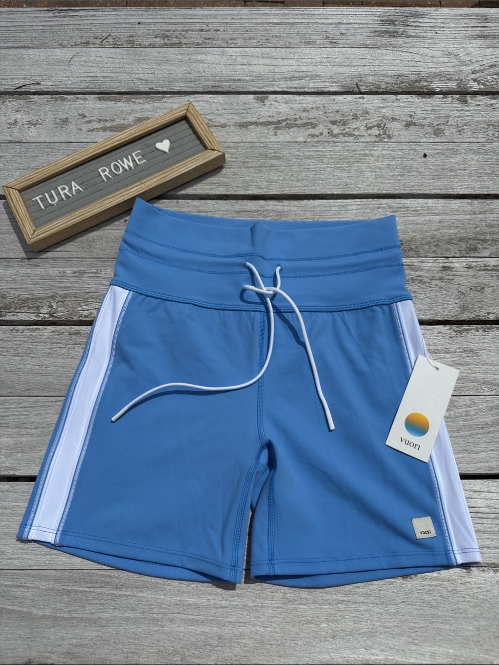 Vuori Daily Track Short 5 Inch Oasis Blue Size Medium NWT